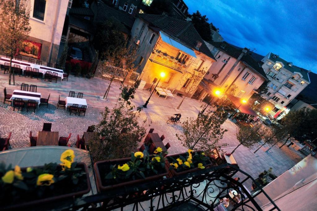 Hotel Room City Square With Great View No Parking Skopje Esterno foto