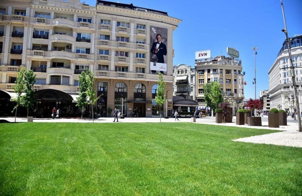 Hotel Room City Square With Great View No Parking Skopje Esterno foto